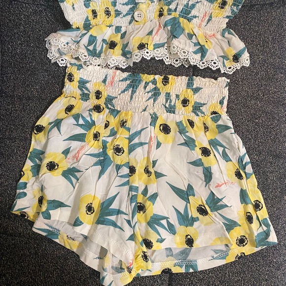 Set💙 - Picture 3 of 3